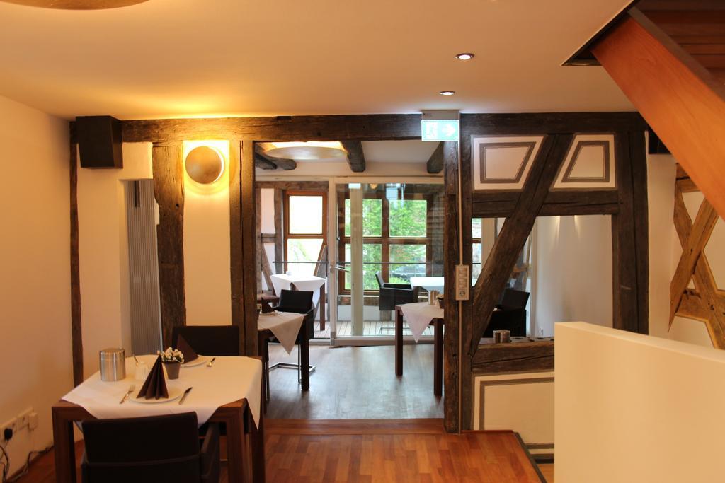 Hotel Schmales Haus Ulm Zewnętrze zdjęcie