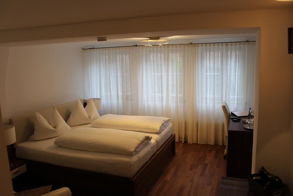Hotel Schmales Haus Ulm Pokój zdjęcie