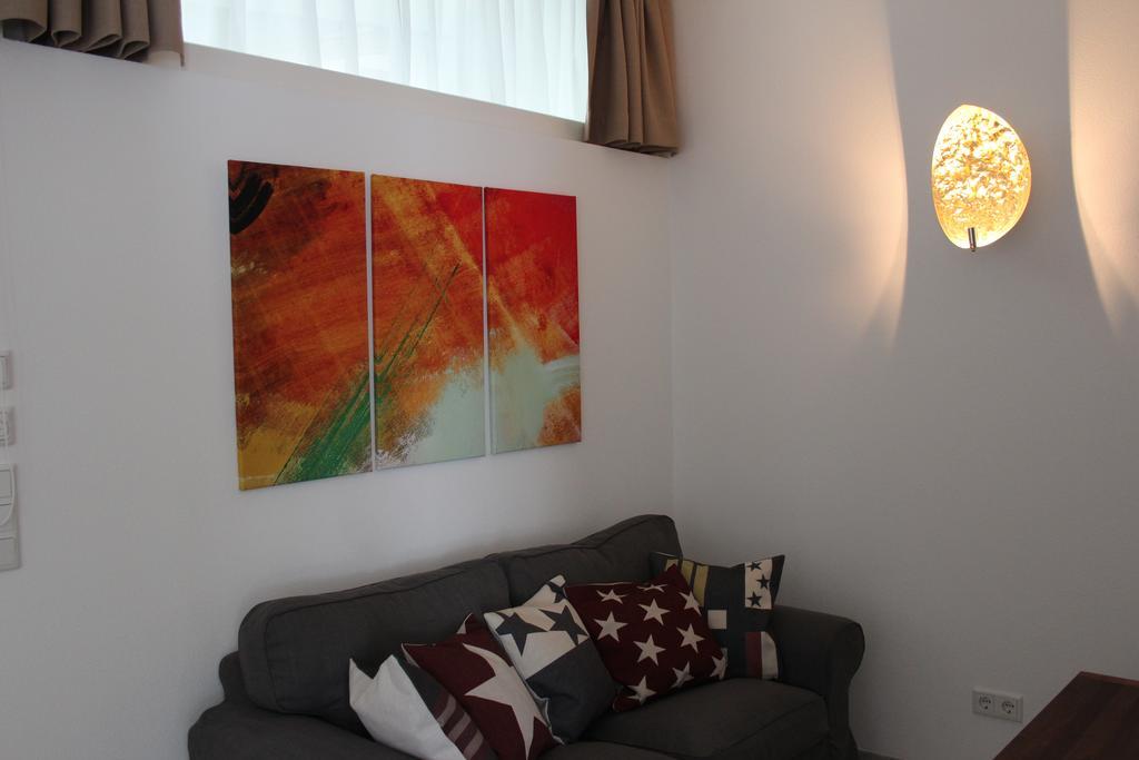 Hotel Schmales Haus Ulm Zewnętrze zdjęcie