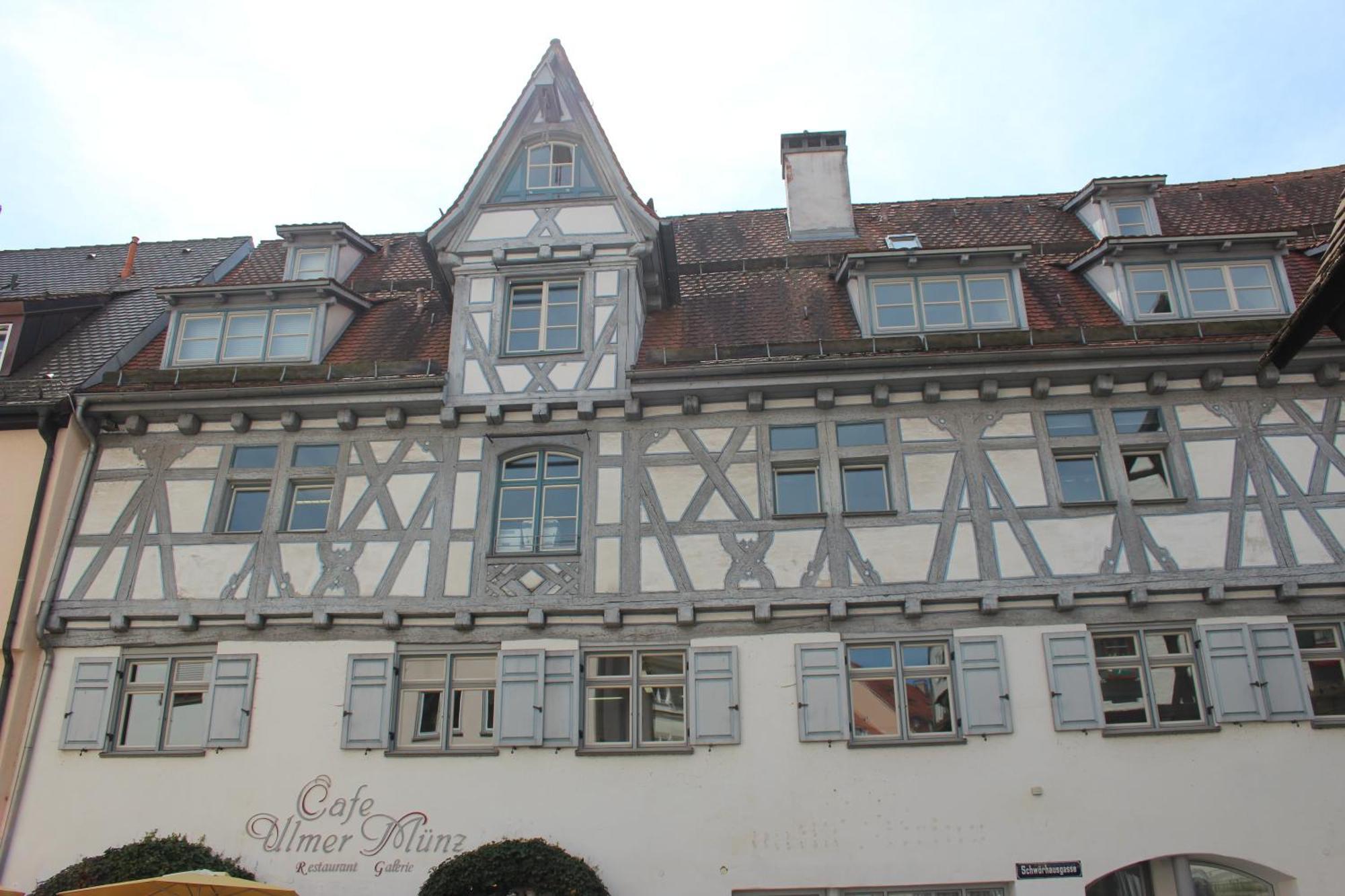 Hotel Schmales Haus Ulm Zewnętrze zdjęcie